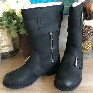 ugg chancey black